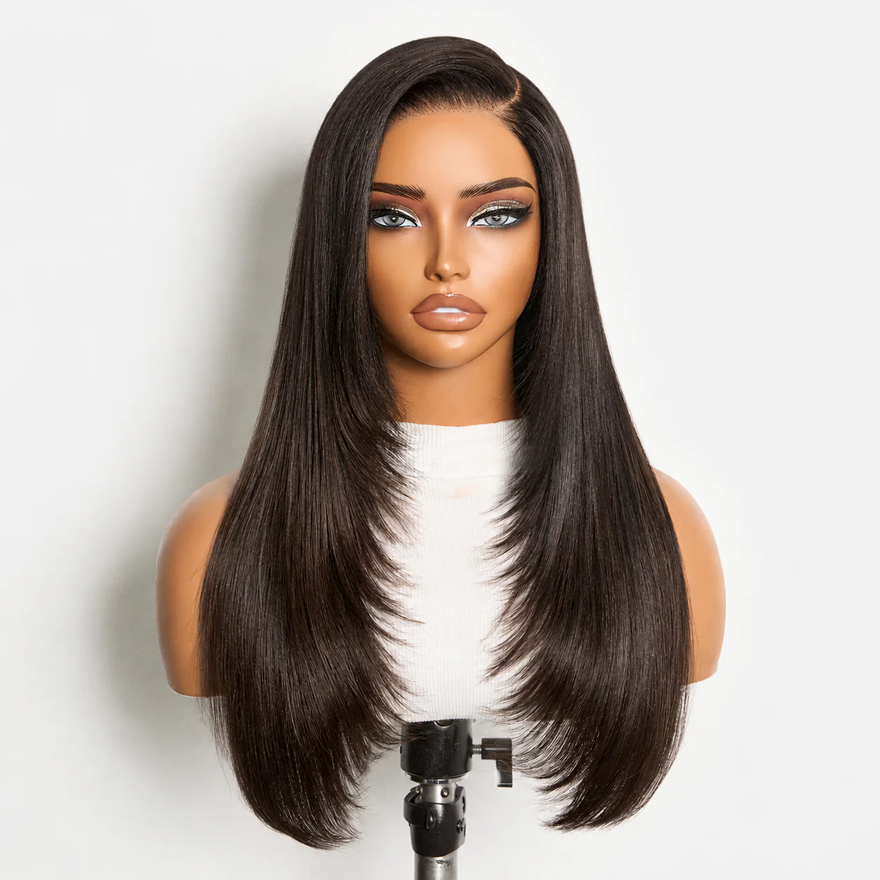 Luvme All-Day Comfort™ Wig 180% Density Butterfly Cut Layered Light Yaki Straight Glueless 7x6 Closure HD Lace Human Hair Wig Pre-Cut Lace - Image 4